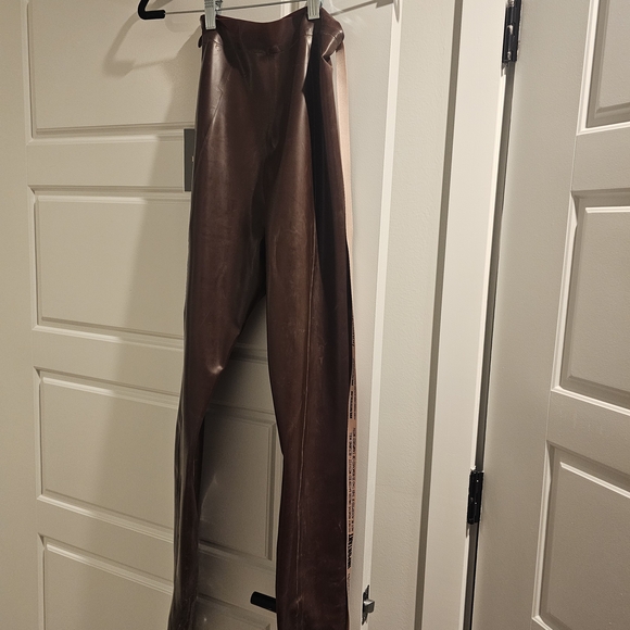 House of CB Latex Pants - Picture 3 of 5